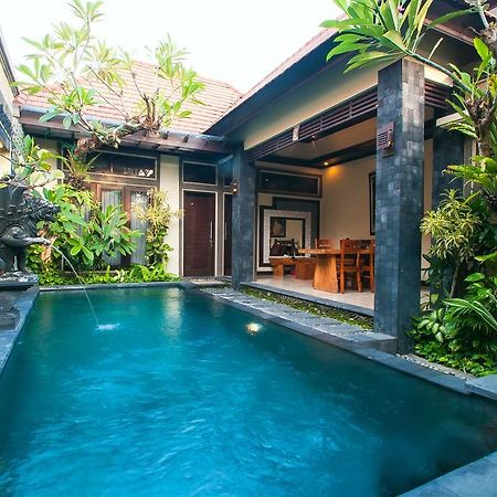Taman Sari Bali Villas Kerobokan Екстер'єр фото